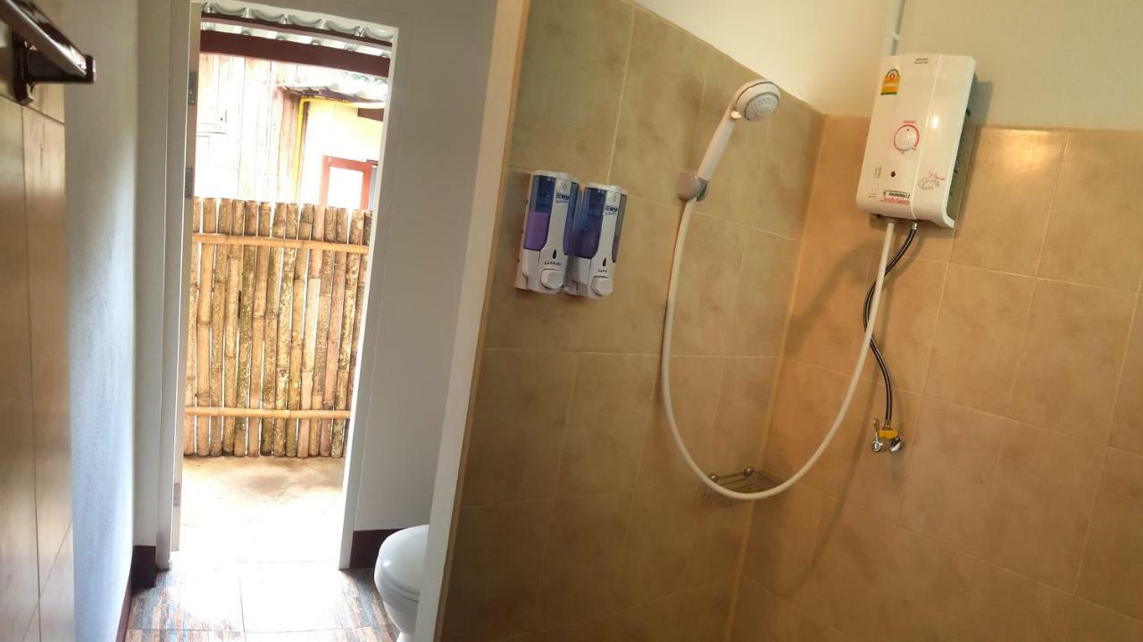 Brown House Chiangdao Hostel Chiang Dao Exterior photo
